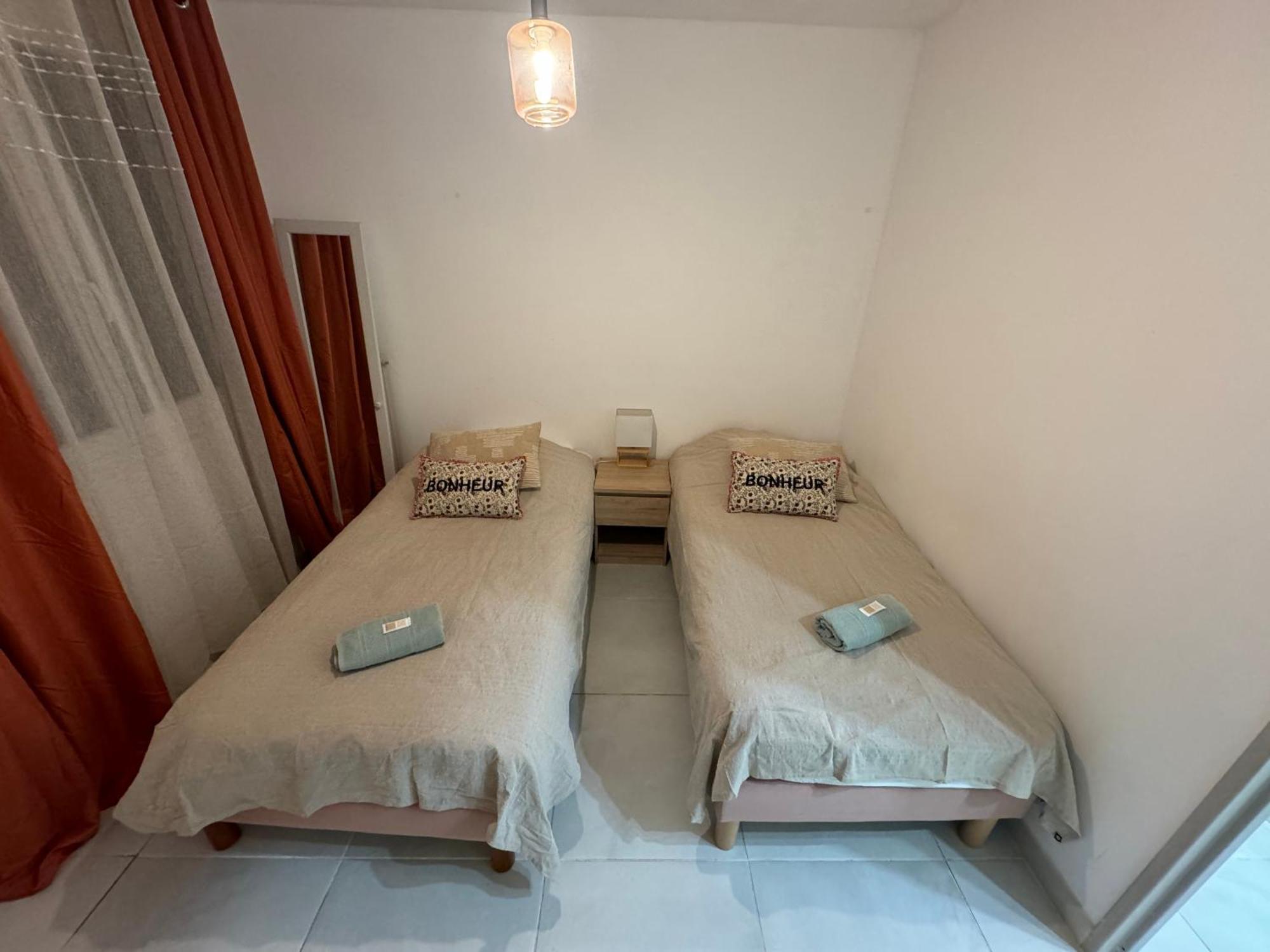 Maison 3Chambres ,Climatisee Ним Экстерьер фото